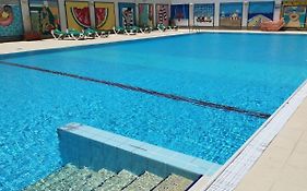 Eilat Octopus Apartment - אילת אוקטופוס -שני חדרים וסלון, בריכה בקיץ